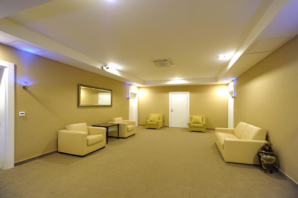 Hotel 1000 Ruza เบลเกรด ภายนอก รูปภาพ