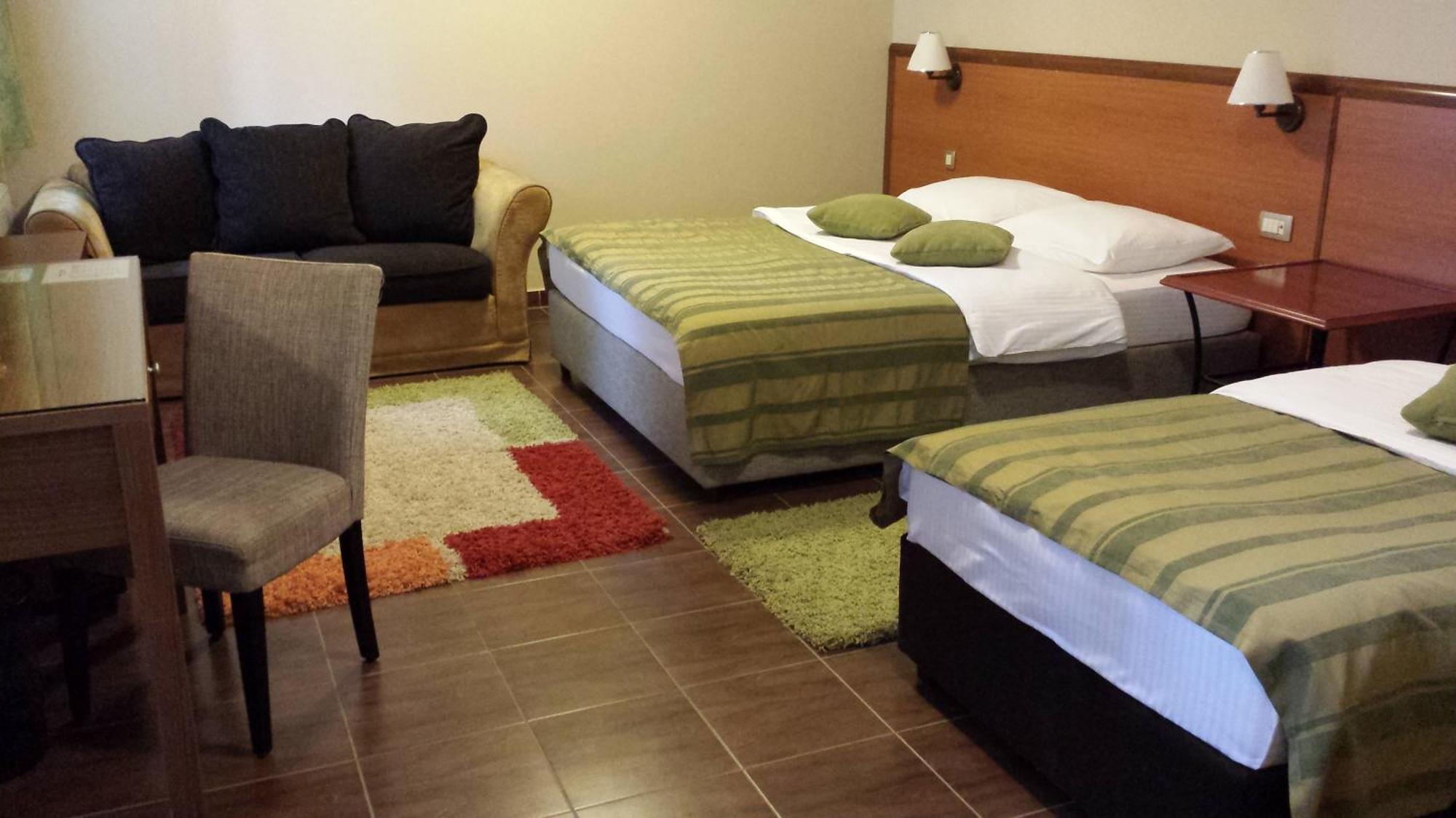 Hotel 1000 Ruza เบลเกรด ห้อง รูปภาพ